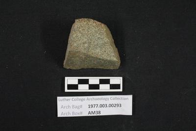 1977.003.00293; Un-prepared Stone- Fire-cracked