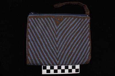 E1464: Hmong reverse applique small zipper brown and blue bag