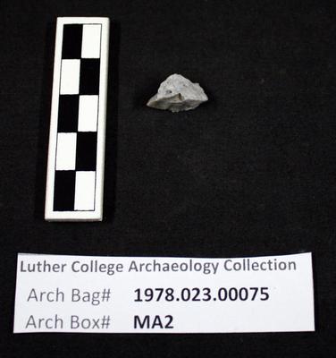 1978.023.00075; chipped stone tool