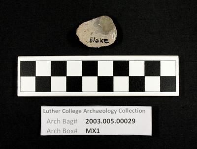 2003.005.00029: chipped stone-scraper