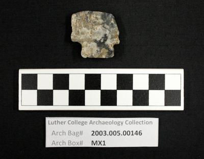 2003.005.00146: chipped stone-projectile point