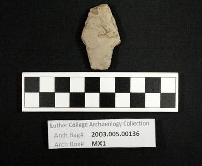 2003.005.00136: chipped stone-projectile point