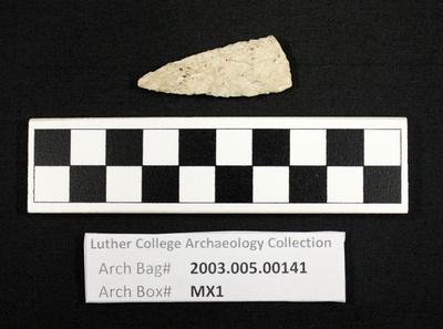 2003.005.00141: chipped stone-Madison projectile point