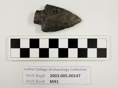 2003.005.00147: chipped stone-projectile point