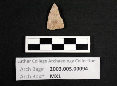 2003.005.00094: chipped stone-Madison projectile point