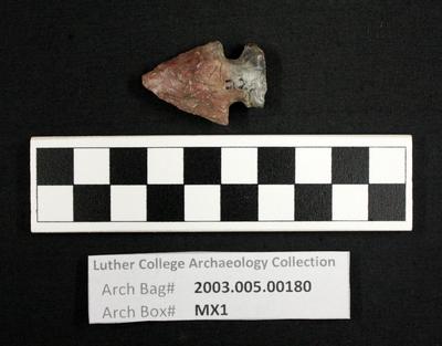 2003.005.00180: chipped stone-projectile point