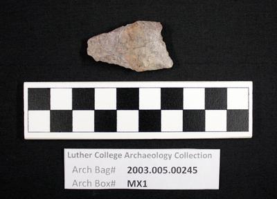 2003.005.00245: chipped stone-projectile point