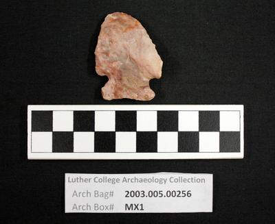 2003.005.00256: chipped stone-projectile point