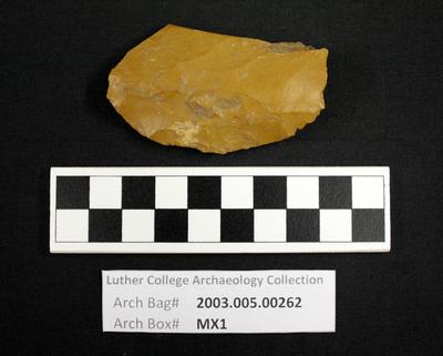 2003.005.00262: chipped stone-core