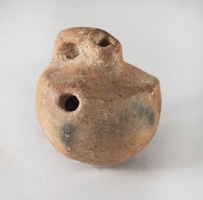 1969.PAN.00090: Miniature vessel shaped whistle