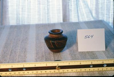 1969.PAN.00166: Miniature vessel