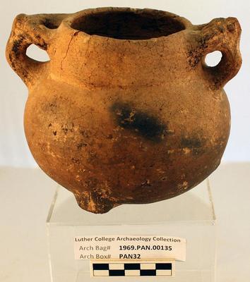 1969.PAN.00135: Tripod effigy handled jar; Tonsi