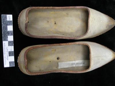 E0899B: Shoe